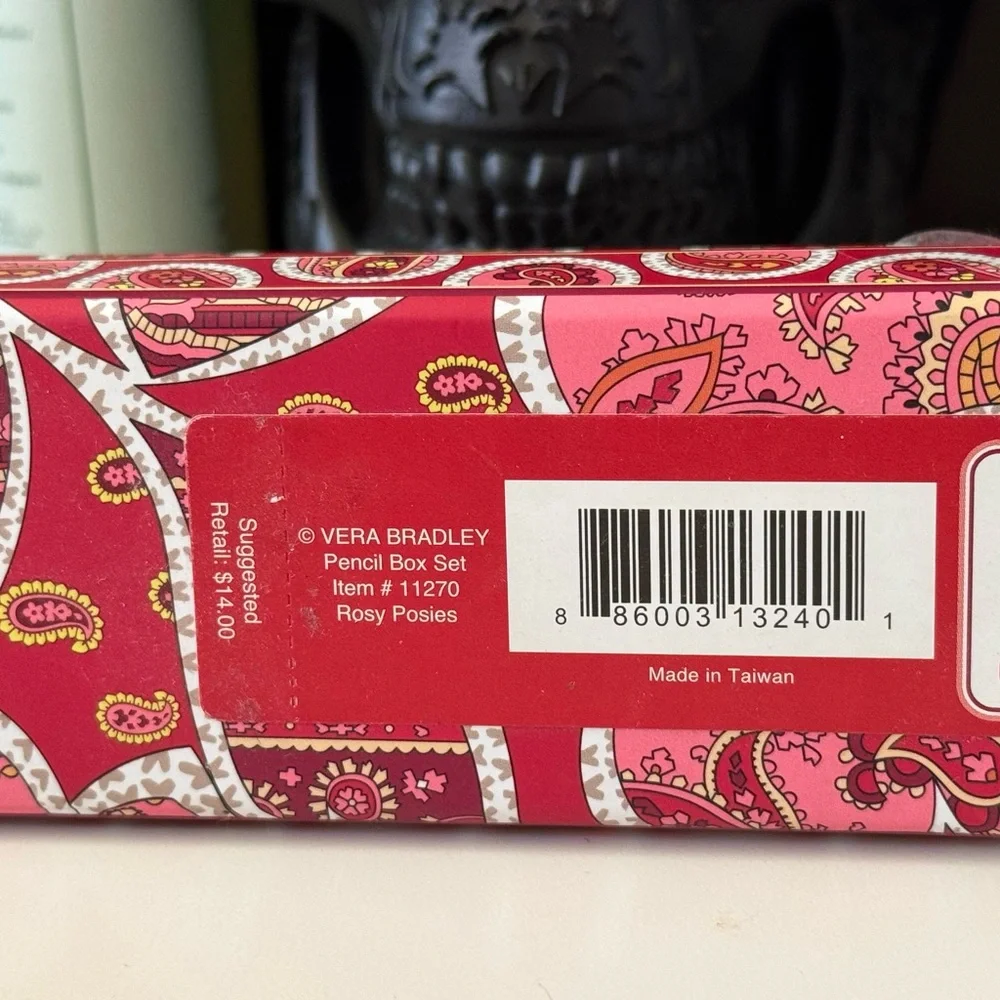 Vera Bradley Pencil Box Set Rosy Posies (Item #11270) Ten #2 Pencils & Sharpener